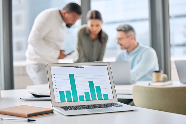 seo-strategies-for-education SEO for education professional presenting research
