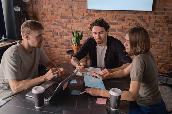 team-planning-seo-ai-optimisation SEO agency planning AI optimisation